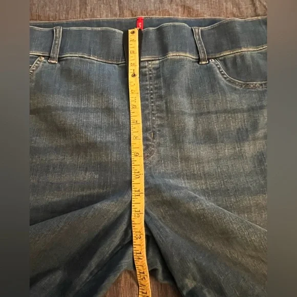 Spanx Kick Flare Jeans Vintage Indigo Pull On Women’s Size 2X Tall - Picture 10 of 13